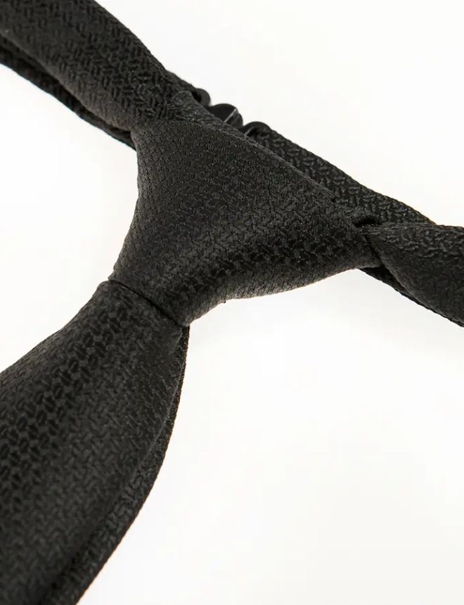 Tie