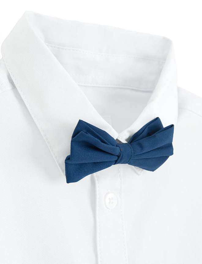 Short-Sleeve Shirt and Bow Tie