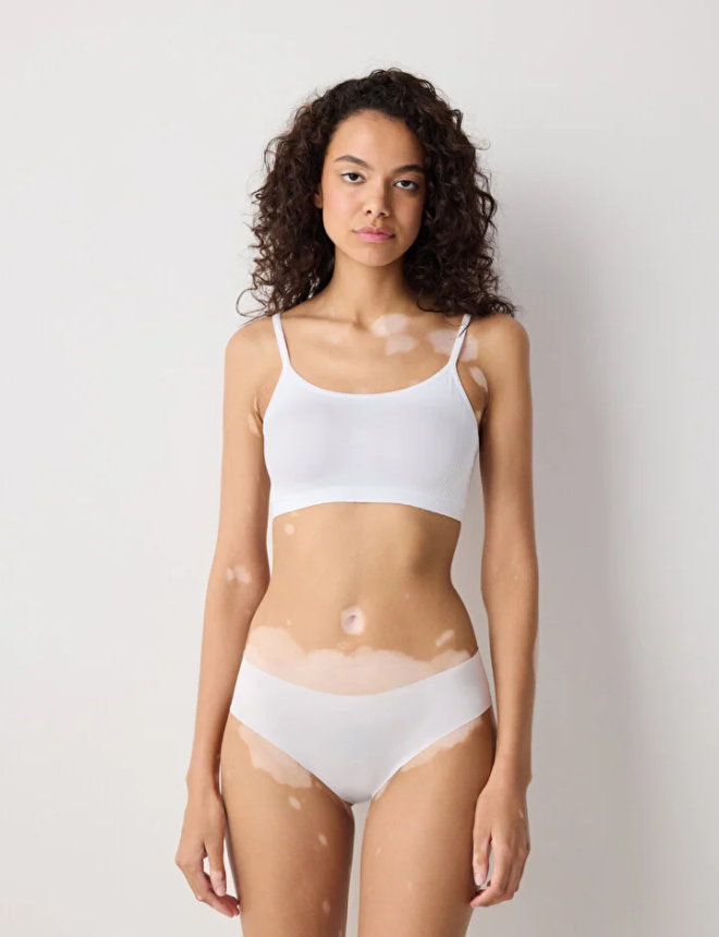 Sleeveless underwear top