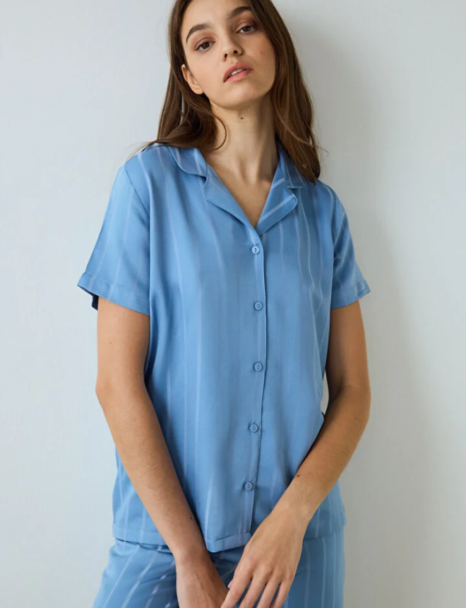 Short-sleeved button-down shirt and pants pajama set
