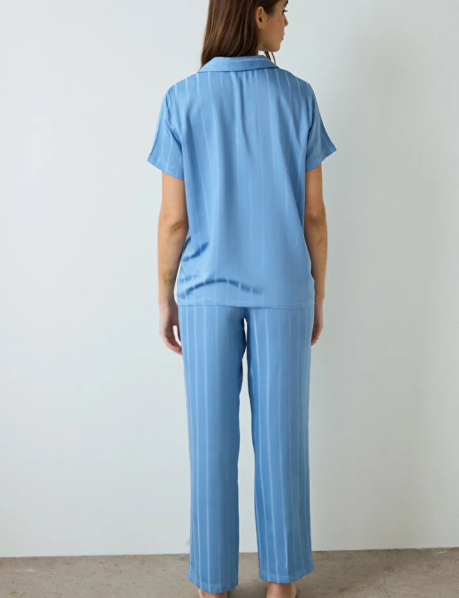 Short-sleeved button-down shirt and pants pajama set